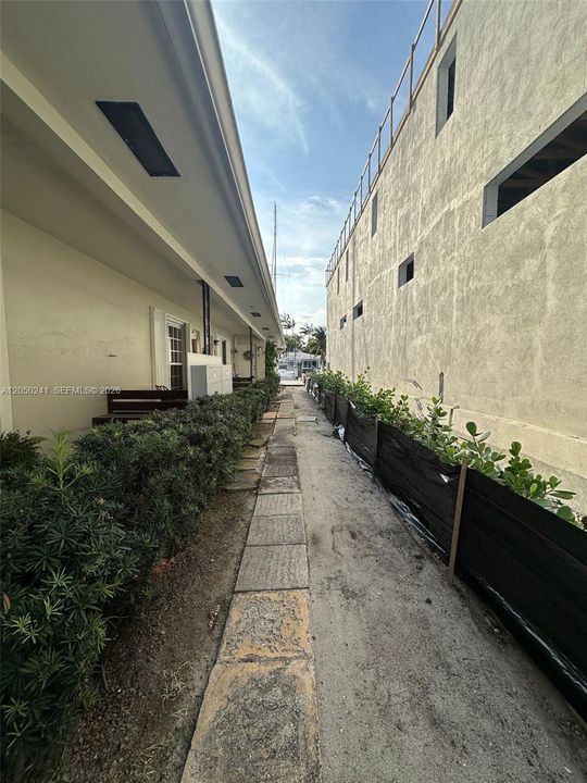 For Rent: $2,050 (1 beds, 1 baths, 500 Square Feet)