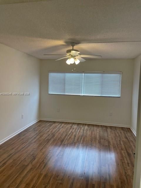 For Rent: $2,200 (2 beds, 2 baths, 1082 Square Feet)