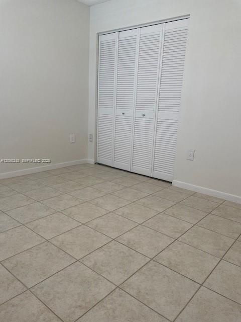 For Rent: $2,200 (2 beds, 2 baths, 1082 Square Feet)
