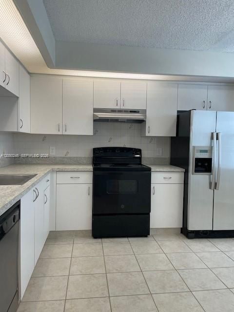 For Rent: $2,200 (2 beds, 2 baths, 1082 Square Feet)