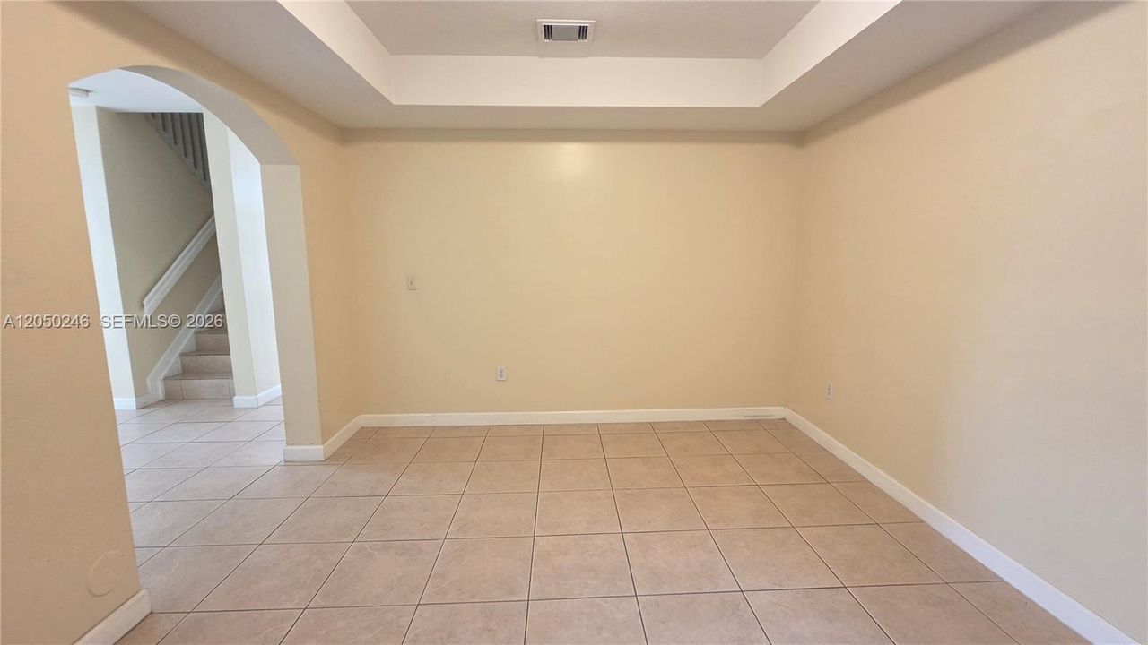 For Rent: $3,975 (3 beds, 3 baths, 2629 Square Feet)