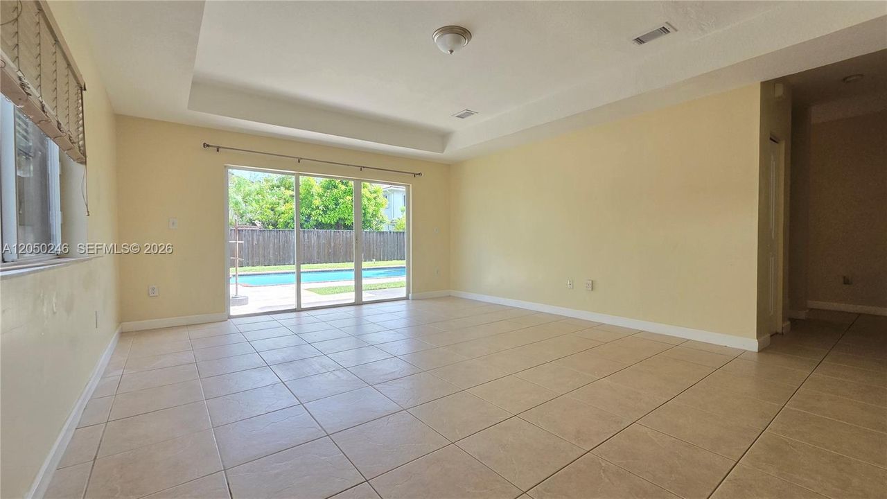 For Rent: $3,975 (3 beds, 3 baths, 2629 Square Feet)