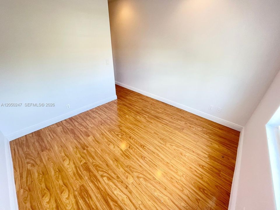 For Rent: $2,800 (3 beds, 2 baths, 1580 Square Feet)
