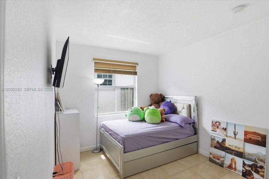 For Sale: $795,000 (4 beds, 2 baths, 2289 Square Feet)