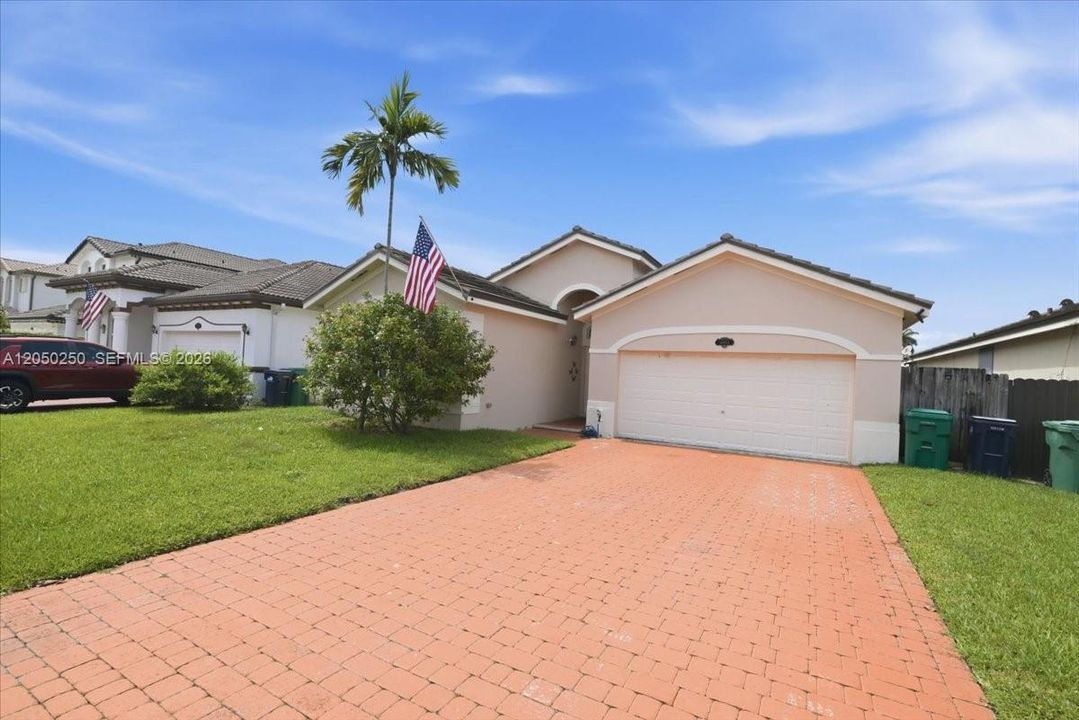 For Sale: $795,000 (4 beds, 2 baths, 2289 Square Feet)