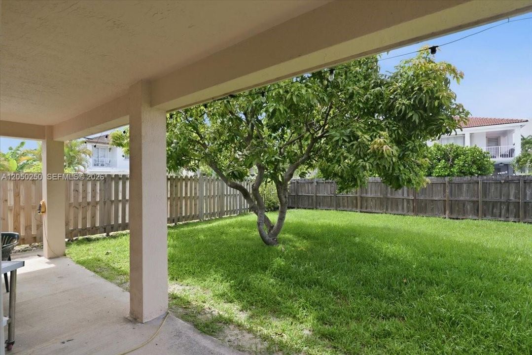 For Sale: $795,000 (4 beds, 2 baths, 2289 Square Feet)