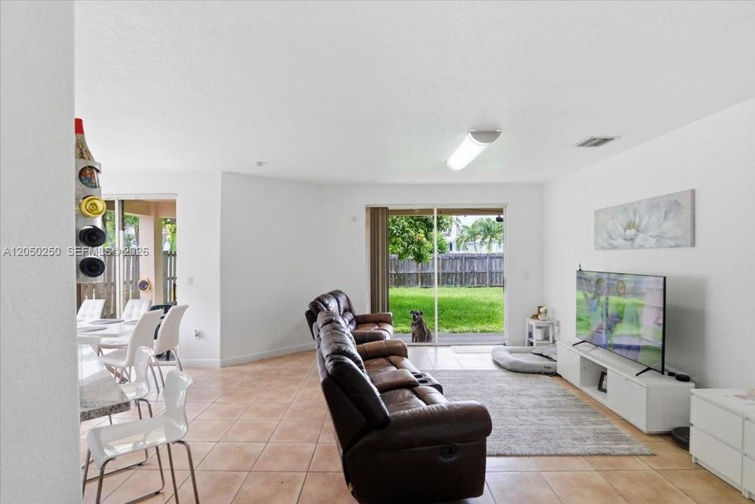 For Sale: $795,000 (4 beds, 2 baths, 2289 Square Feet)