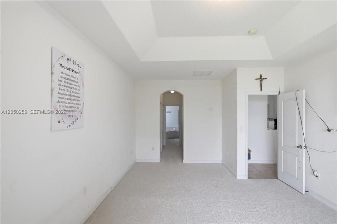 For Sale: $795,000 (4 beds, 2 baths, 2289 Square Feet)