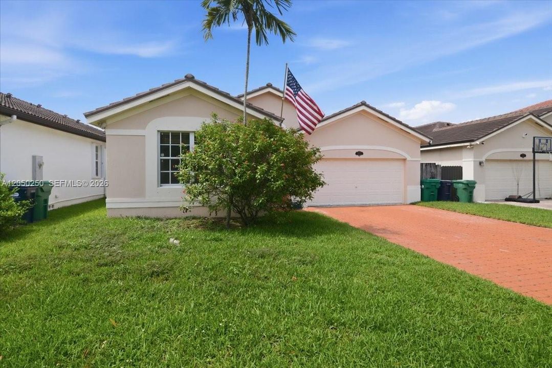 For Sale: $795,000 (4 beds, 2 baths, 2289 Square Feet)