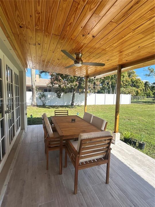 For Rent: $3,500 (2 beds, 2 baths, 1448 Square Feet)