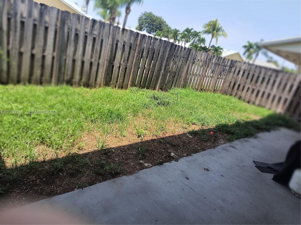 LARGE FENCED YARD