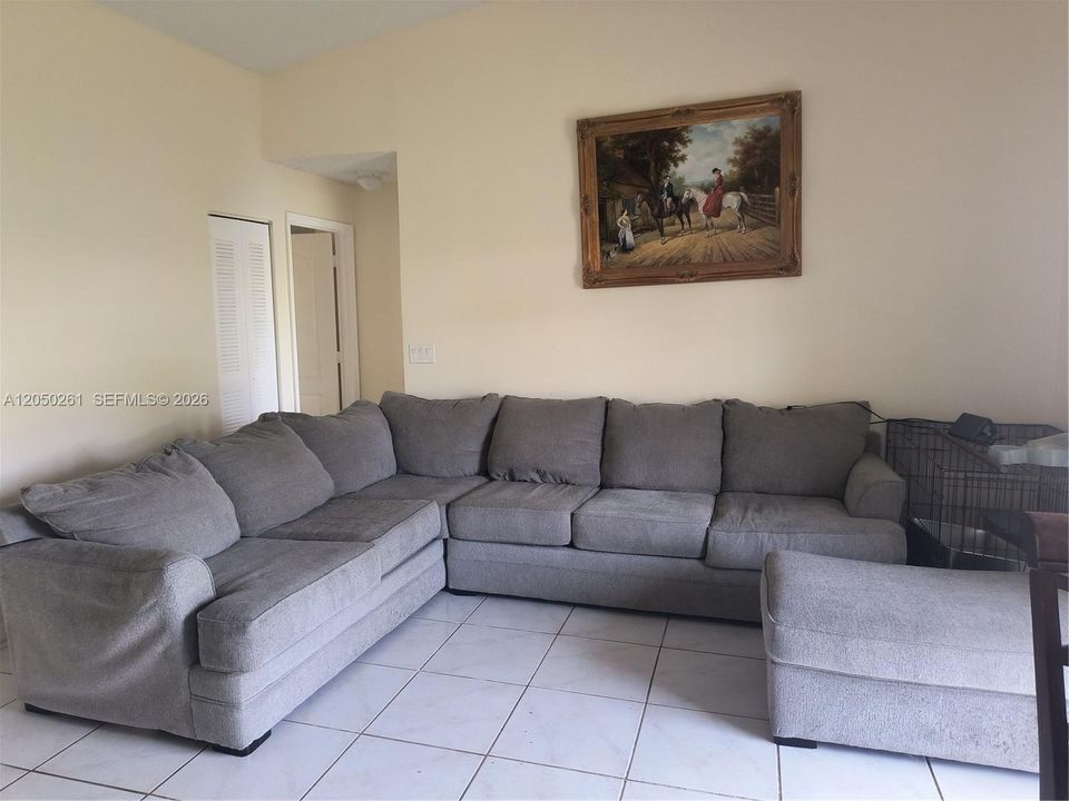 En Renta: $2,300 (2 camas, 2 baños, 880 Pies cuadrados)
