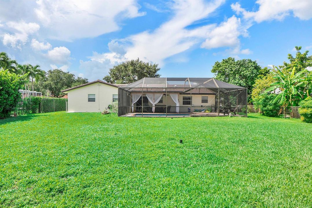 10625 Nw 37th St_051