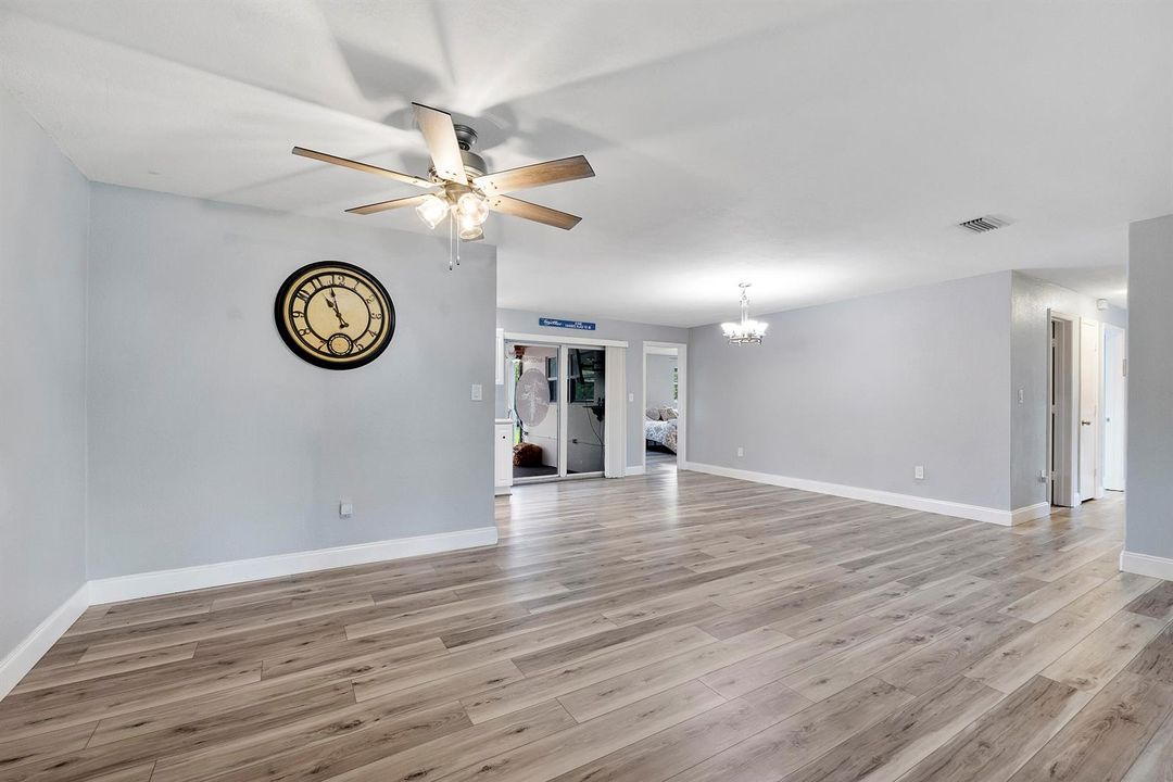 10625 Nw 37th St_029