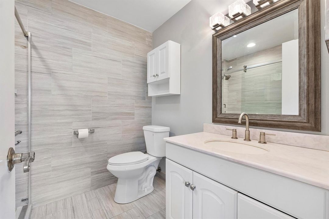10625 Nw 37th St_025