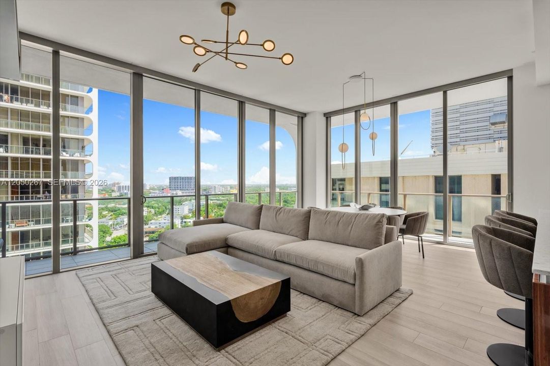 En Venta: $3,495,000 (3 camas, 3 baños, 1540 Pies cuadrados)
