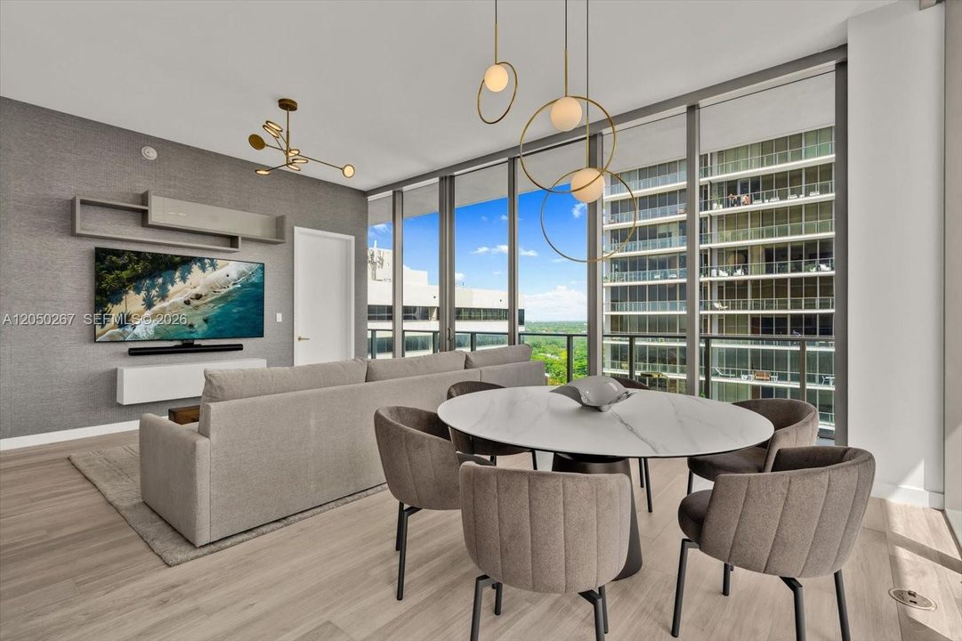 En Venta: $3,495,000 (3 camas, 3 baños, 1540 Pies cuadrados)