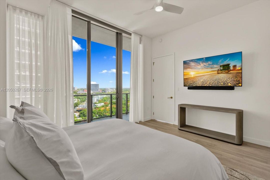 En Venta: $3,495,000 (3 camas, 3 baños, 1540 Pies cuadrados)