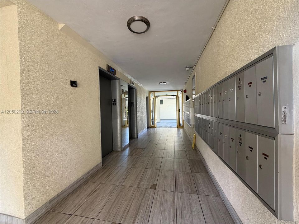 В аренду: $1,800 (1 спален, 1 ванн, 763 Квадратных фут)