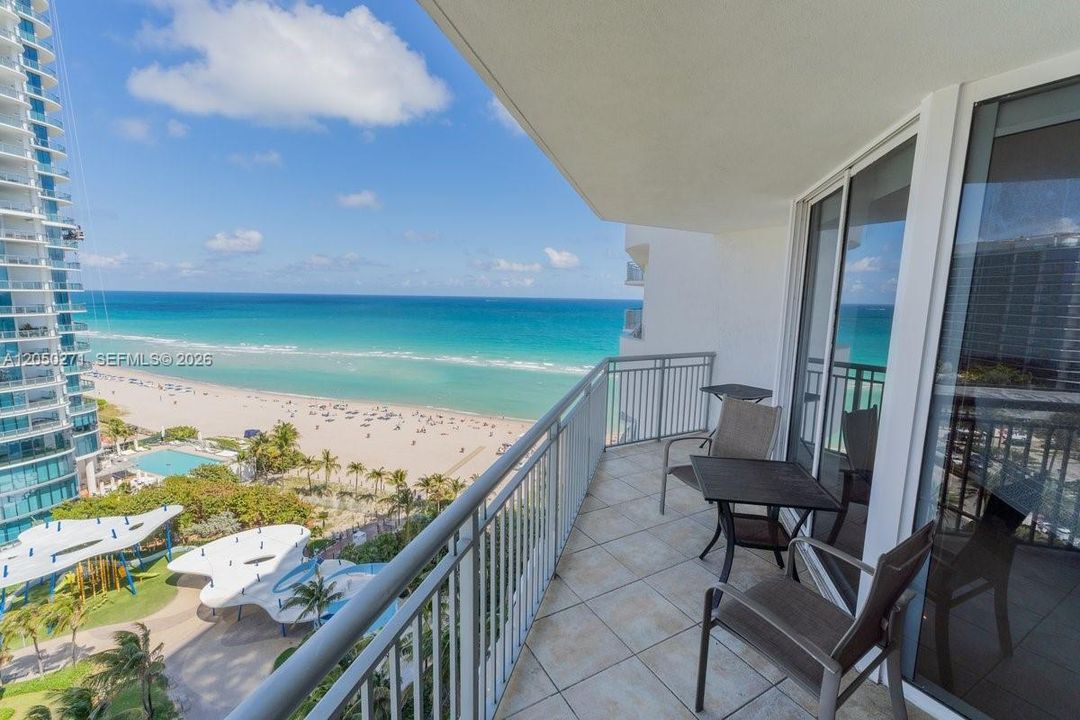 For Sale: $420,000 (1 beds, 1 baths, 960 Square Feet)