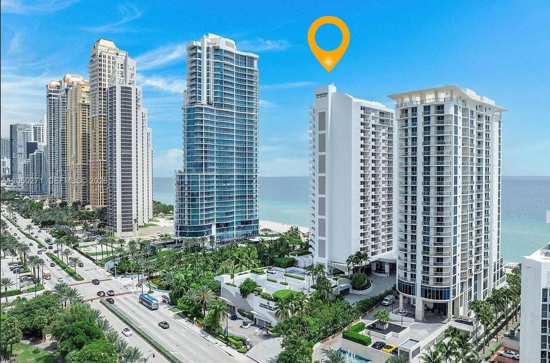 For Sale: $420,000 (1 beds, 1 baths, 960 Square Feet)