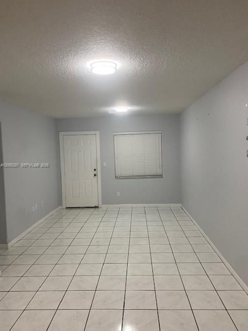 For Rent: $2,100 (2 beds, 2 baths, 850 Square Feet)