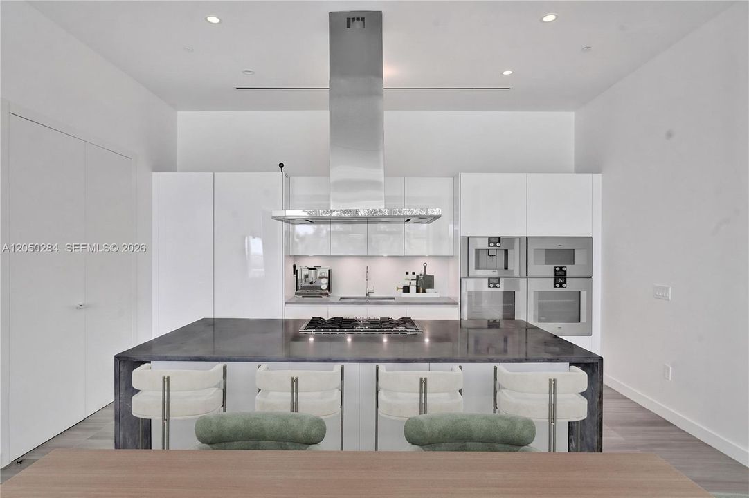 Active With Contract: $26,500 (2 beds, 2 baths, 2240 Square Feet)