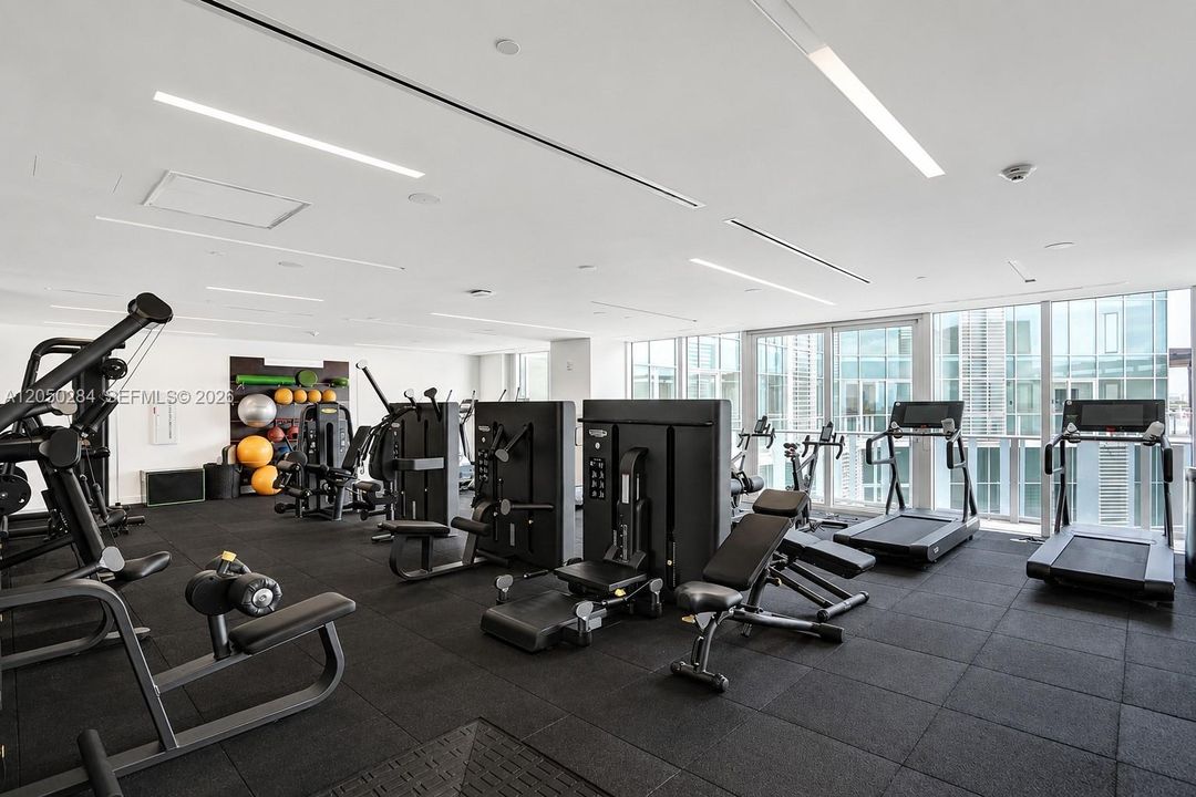 Active With Contract: $26,500 (2 beds, 2 baths, 2240 Square Feet)