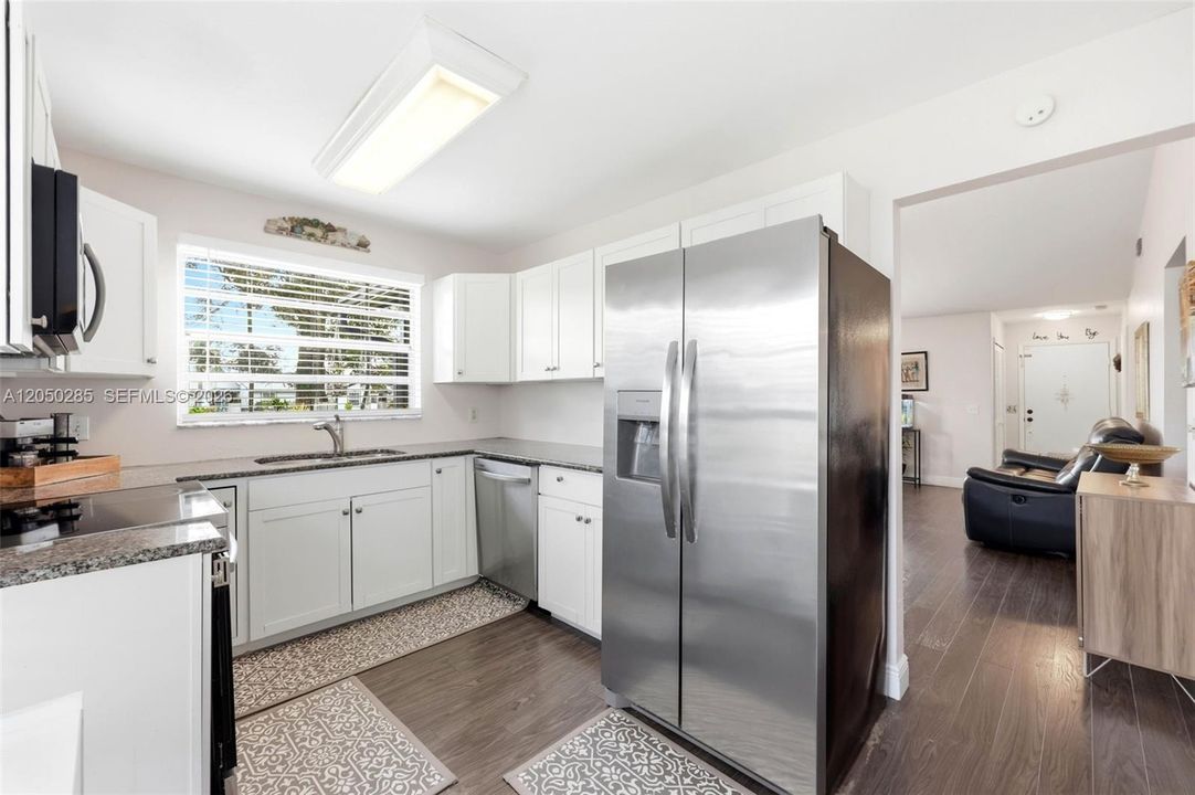 En Venta: $163,500 (2 camas, 2 baños, 1004 Pies cuadrados)