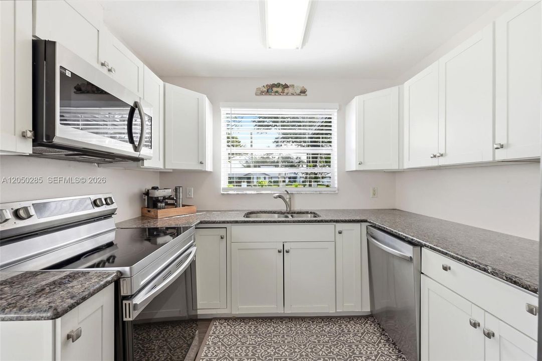 En Venta: $163,500 (2 camas, 2 baños, 1004 Pies cuadrados)