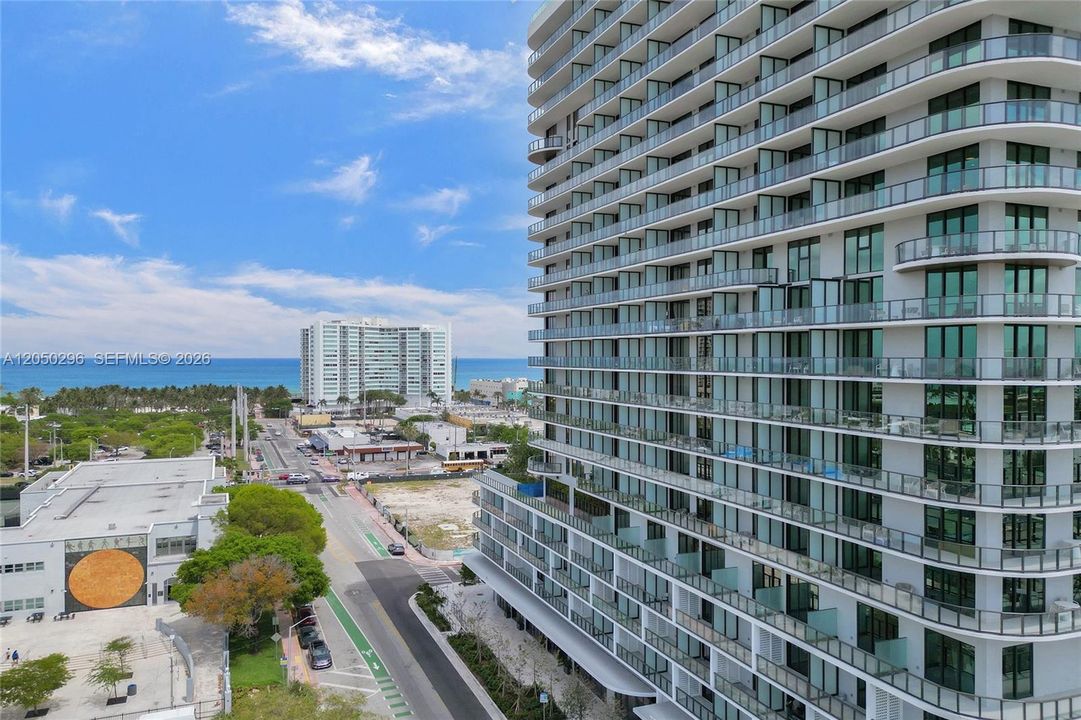 For Rent: $10,500 (2 beds, 2 baths, 995 Square Feet)