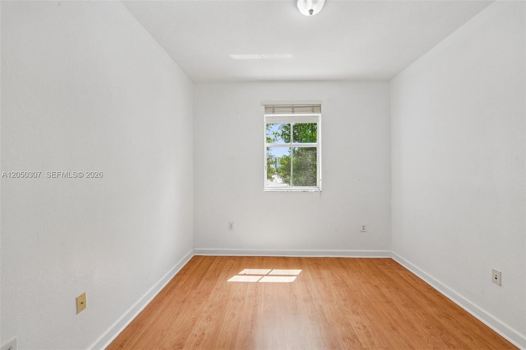 For Sale: $640,000 (3 beds, 2 baths, 1683 Square Feet)