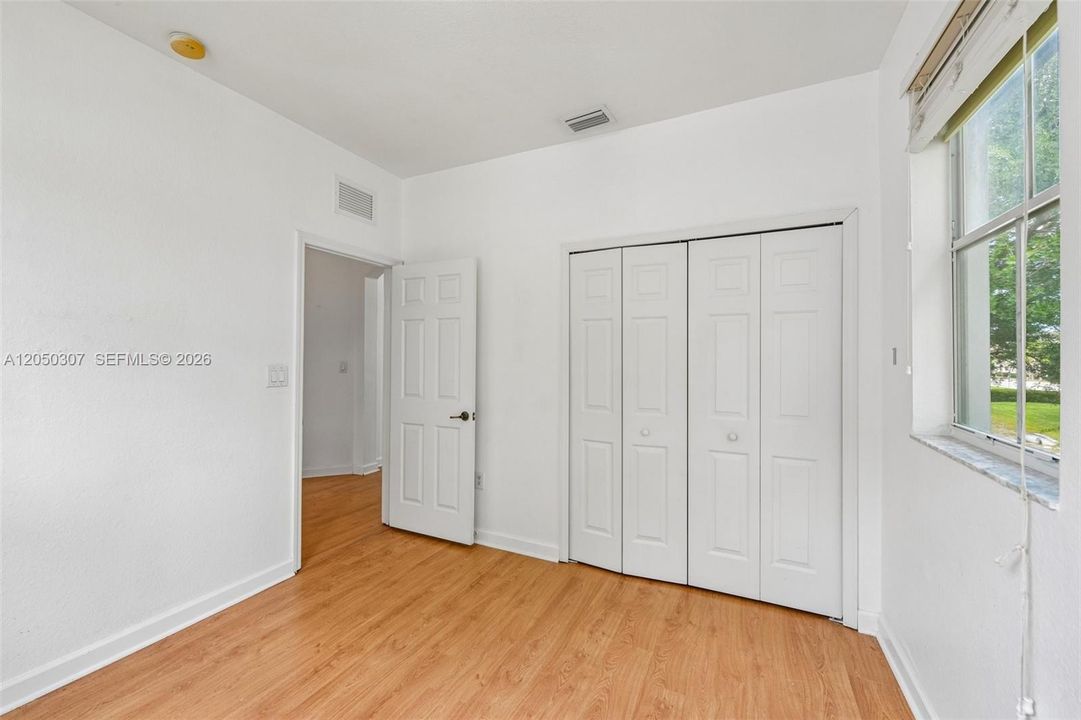 For Sale: $640,000 (3 beds, 2 baths, 1683 Square Feet)