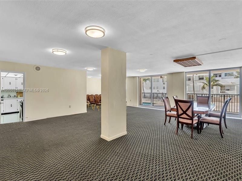 En Venta: $540,000 (1 camas, 2 baños, 857 Pies cuadrados)