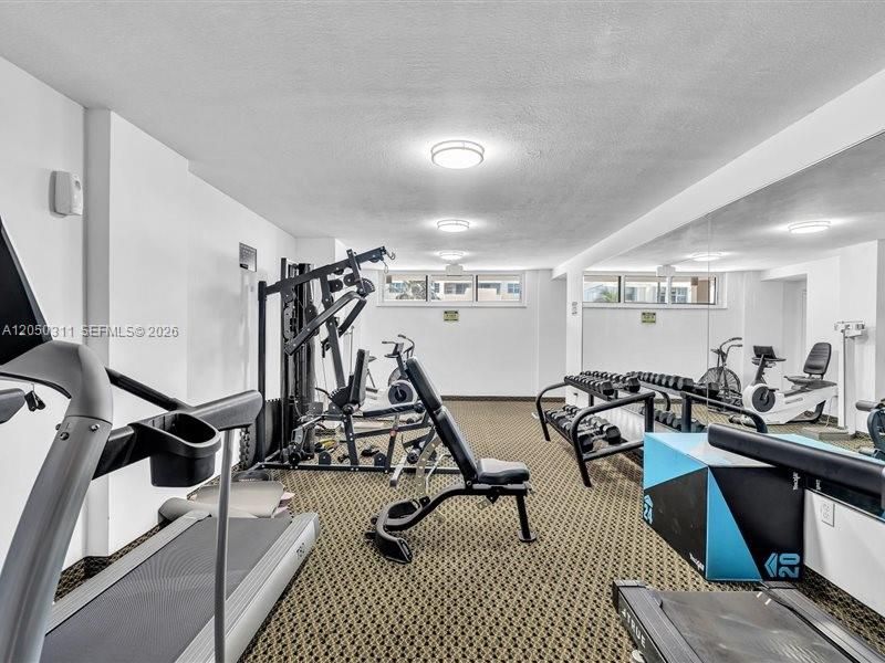 En Venta: $540,000 (1 camas, 2 baños, 857 Pies cuadrados)