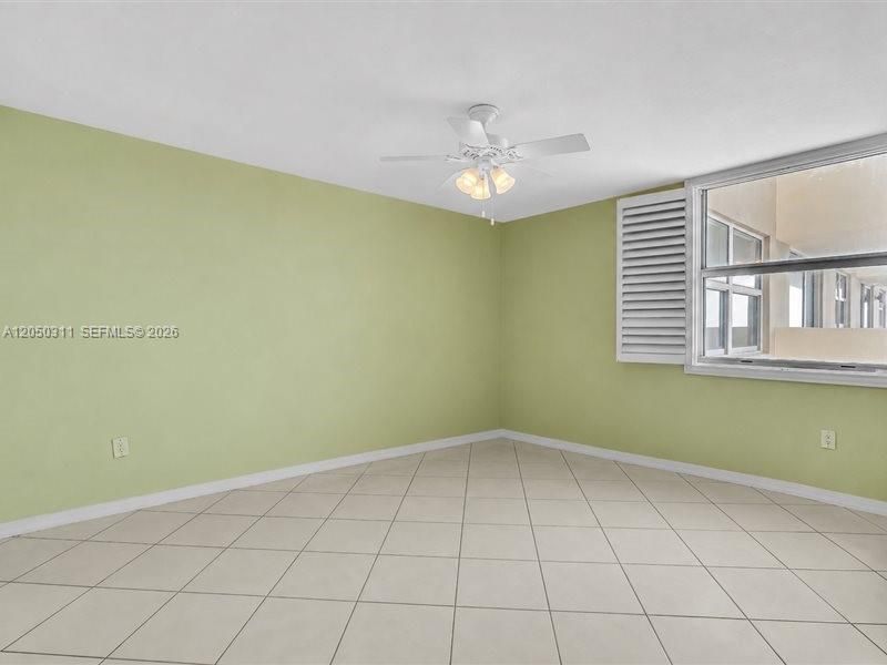 En Venta: $540,000 (1 camas, 2 baños, 857 Pies cuadrados)