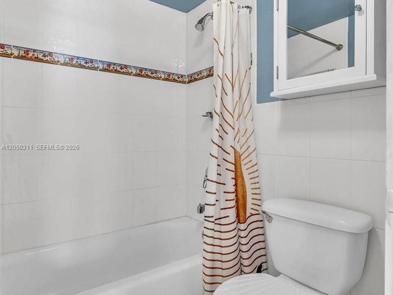 En Venta: $540,000 (1 camas, 2 baños, 857 Pies cuadrados)