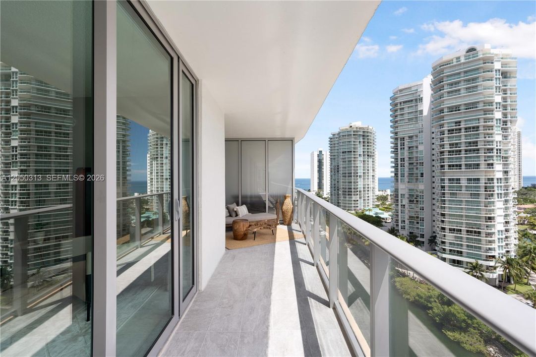 For Rent: $8,400 (3 beds, 3 baths, 1541 Square Feet)