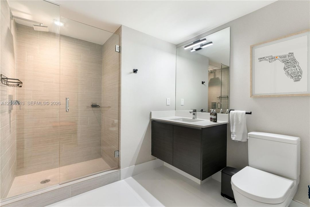 For Rent: $8,400 (3 beds, 3 baths, 1541 Square Feet)