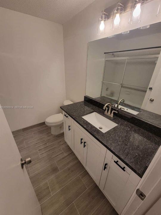 En Renta: $1,950 (1 camas, 2 baños, 1046 Pies cuadrados)