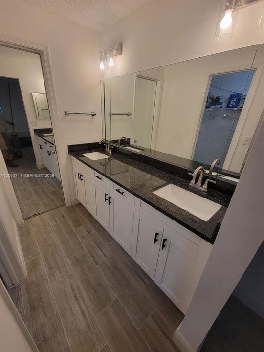 En Renta: $1,950 (1 camas, 2 baños, 1046 Pies cuadrados)