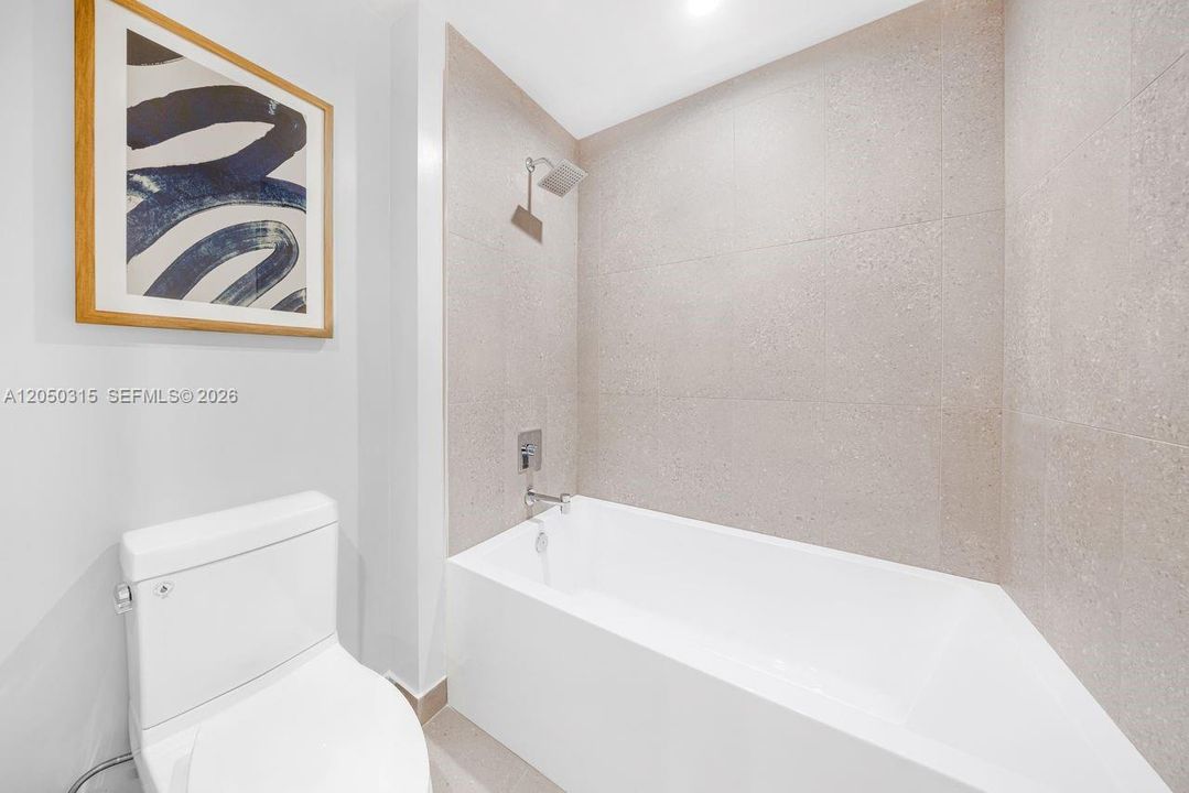 For Sale: $599,900 (0 beds, 1 baths, 321 Square Feet)