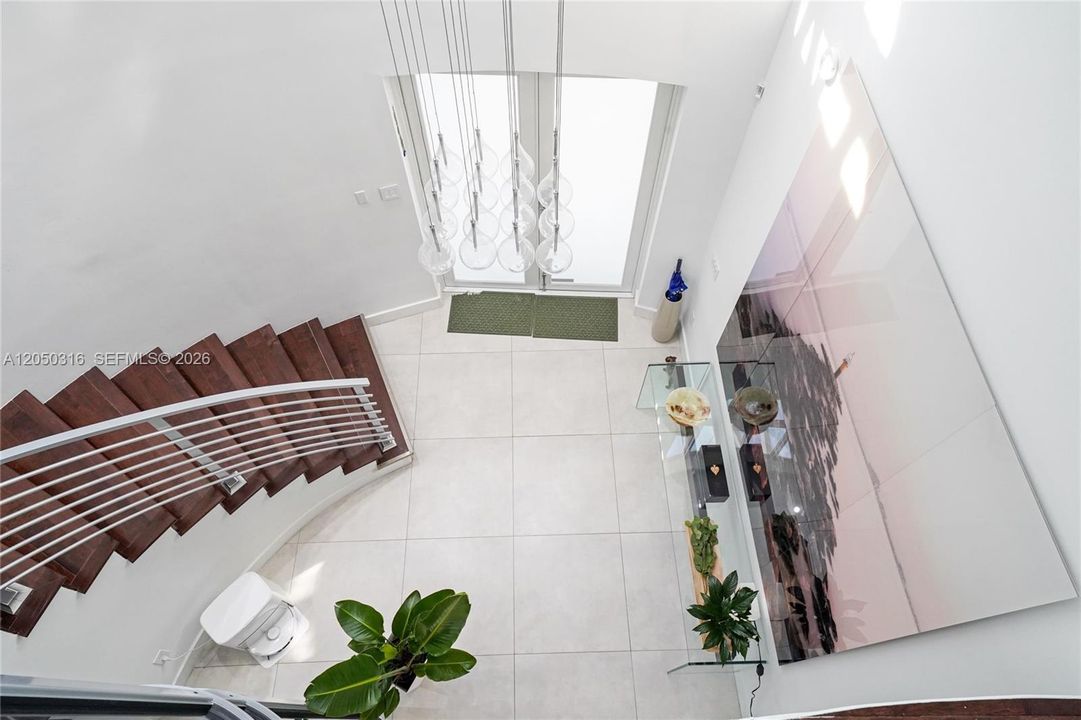 For Sale: $1,890,000 (6 beds, 7 baths, 4119 Square Feet)