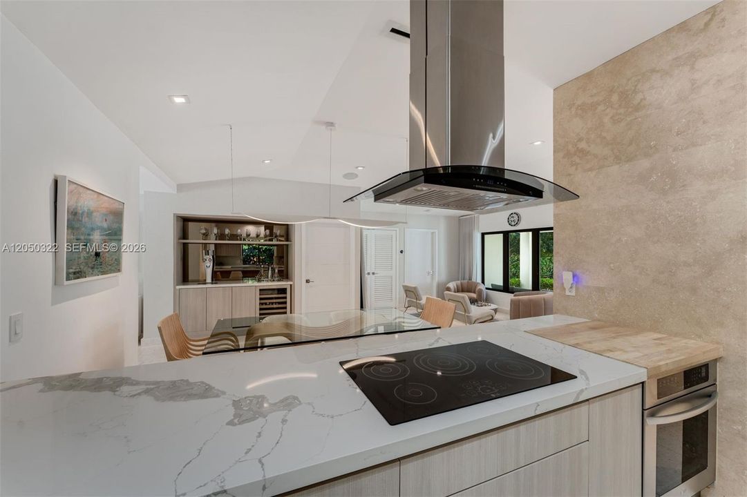 For Sale: $2,750,000 (3 beds, 3 baths, 2146 Square Feet)