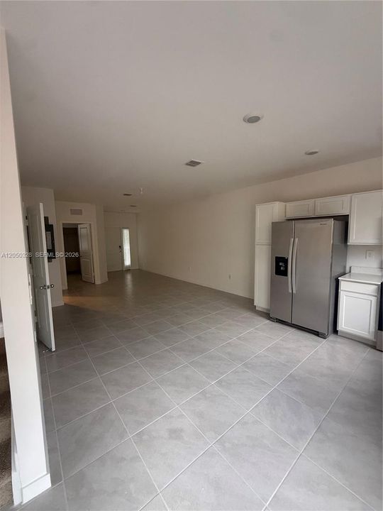 В аренду: $2,650 (3 спален, 3 ванн, 1382 Квадратных фут)