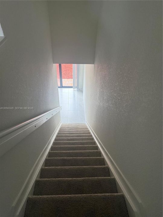 В аренду: $2,650 (3 спален, 3 ванн, 1382 Квадратных фут)