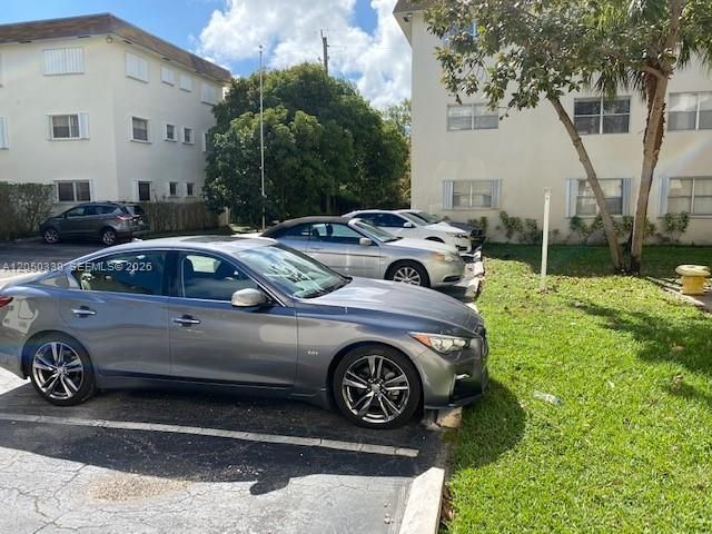 For Rent: $1,400 (1 beds, 1 baths, 640 Square Feet)