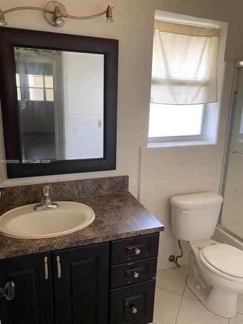 For Rent: $1,400 (1 beds, 1 baths, 640 Square Feet)