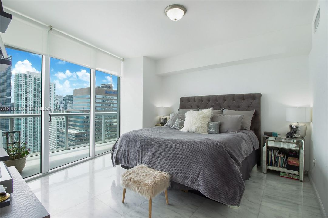 En Venta: $919,000 (2 camas, 2 baños, 1518 Pies cuadrados)