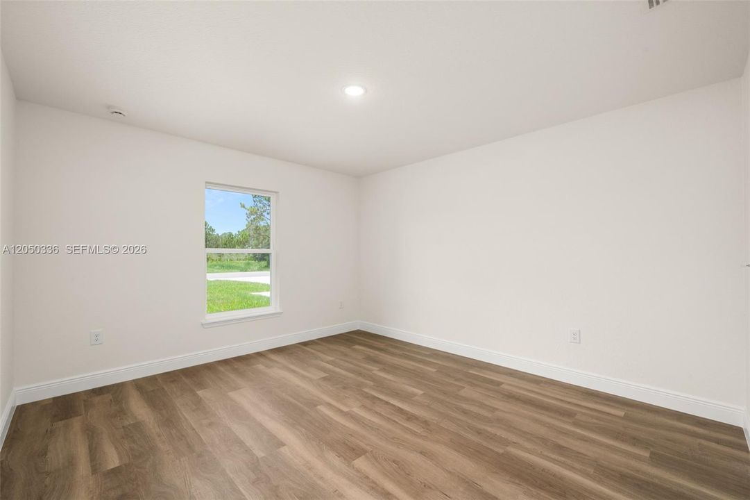 En Venta: $307,000 (4 camas, 2 baños, 1773 Pies cuadrados)